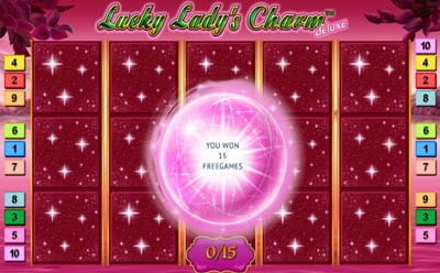 Lucky Lady's Charm Deluxe slot besplatne vrtnje