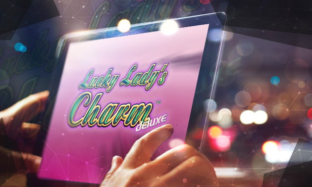 Lucky Lady's Charm Deluxe slot recenzija